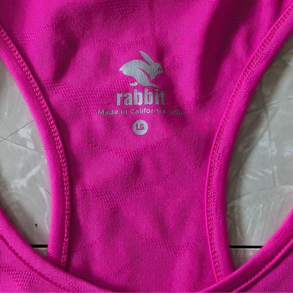 Rabbit x Hoka One One Womens Pink Racerback Running Tank Top Size Large - Picture 3 of 3
